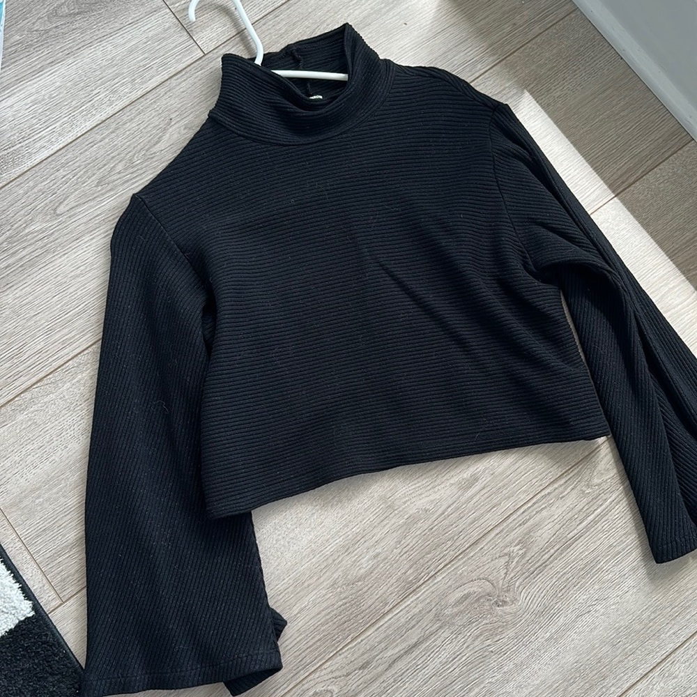 Black turtleneck sweater